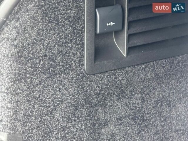 Черный Ленд Ровер Рендж Ровер, объемом двигателя 4.37 л и пробегом 112 тыс. км за 49999 $, фото 49 на Automoto.ua