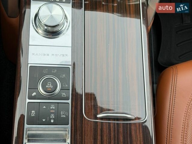 Черный Ленд Ровер Рендж Ровер, объемом двигателя 4.37 л и пробегом 112 тыс. км за 49999 $, фото 54 на Automoto.ua