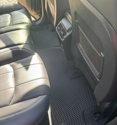 Чорний Ленд Ровер Рендж Ровер, об'ємом двигуна 2 л та пробігом 129 тис. км за 21500 $, фото 36 на Automoto.ua