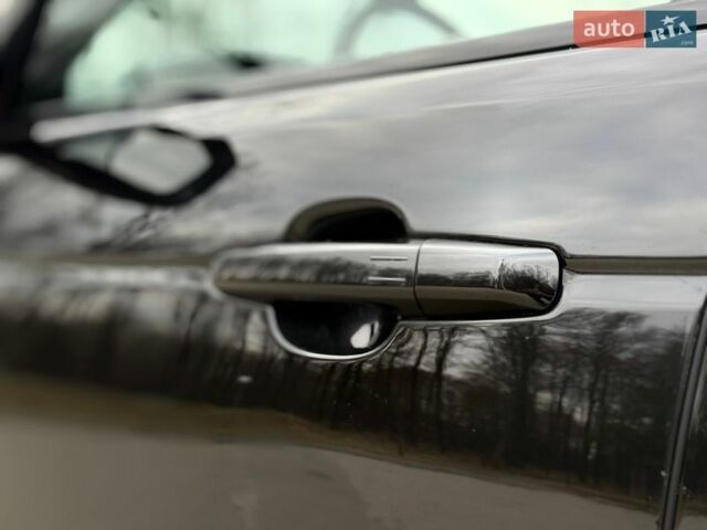 Черный Ленд Ровер Рендж Ровер, объемом двигателя 3 л и пробегом 179 тыс. км за 34900 $, фото 146 на Automoto.ua