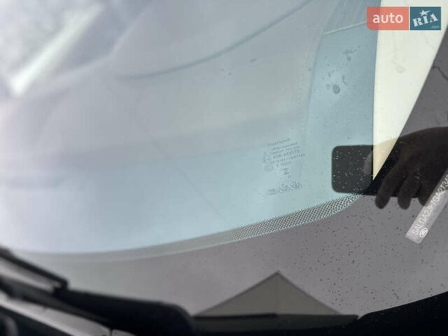 Черный Ленд Ровер Рендж Ровер, объемом двигателя 4.37 л и пробегом 229 тыс. км за 42900 $, фото 3 на Automoto.ua