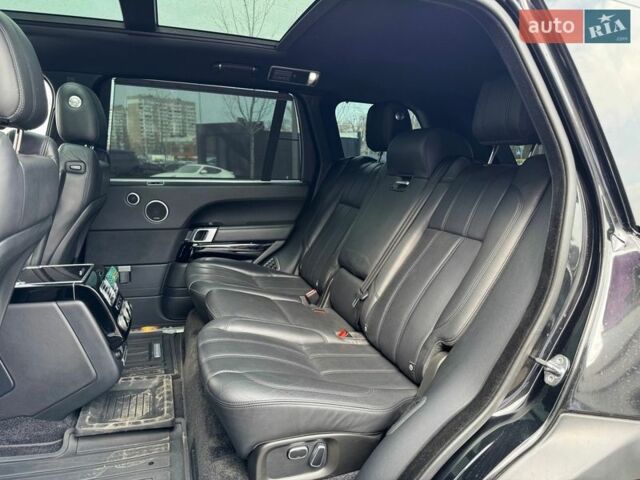 Чорний Ленд Ровер Рендж Ровер, об'ємом двигуна 5 л та пробігом 140 тис. км за 35990 $, фото 11 на Automoto.ua