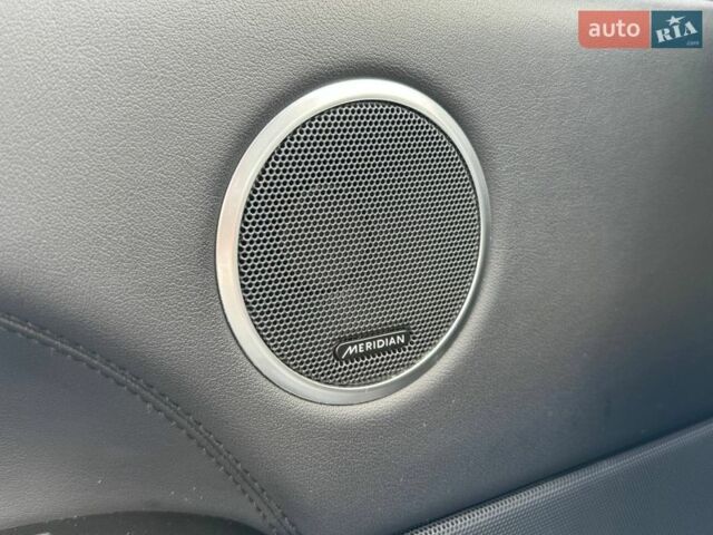 Чорний Ленд Ровер Рендж Ровер, об'ємом двигуна 5 л та пробігом 140 тис. км за 35990 $, фото 21 на Automoto.ua