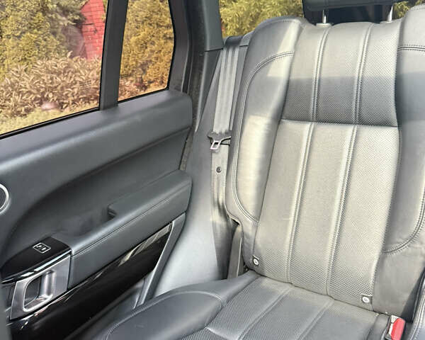 Чорний Ленд Ровер Рендж Ровер, об'ємом двигуна 3 л та пробігом 248 тис. км за 25900 $, фото 25 на Automoto.ua