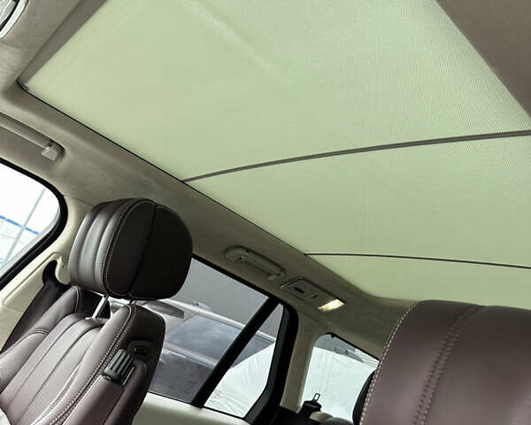 Черный Ленд Ровер Рендж Ровер, объемом двигателя 4.37 л и пробегом 214 тыс. км за 32000 $, фото 16 на Automoto.ua