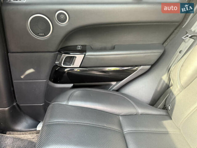 Чорний Ленд Ровер Рендж Ровер, об'ємом двигуна 3 л та пробігом 248 тис. км за 25900 $, фото 35 на Automoto.ua