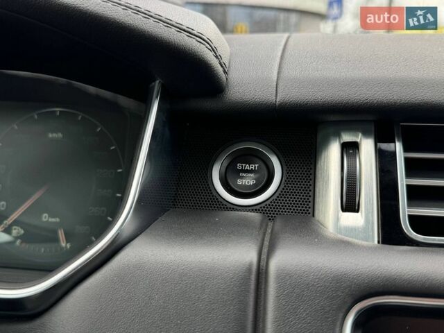 Чорний Ленд Ровер Рендж Ровер, об'ємом двигуна 5 л та пробігом 140 тис. км за 35990 $, фото 31 на Automoto.ua