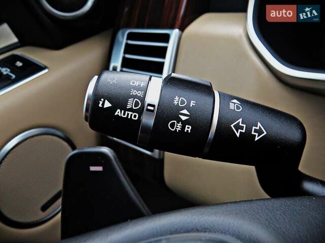 Чорний Ленд Ровер Рендж Ровер, об'ємом двигуна 3 л та пробігом 124 тис. км за 35000 $, фото 10 на Automoto.ua