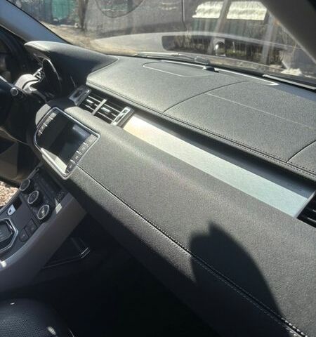 Чорний Ленд Ровер Рендж Ровер, об'ємом двигуна 2 л та пробігом 129 тис. км за 21500 $, фото 37 на Automoto.ua