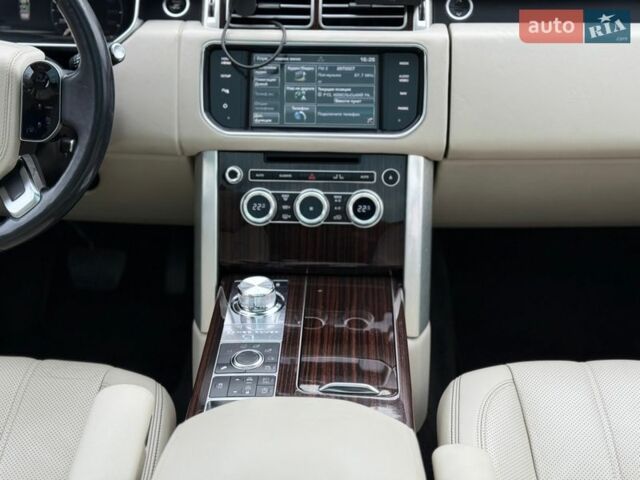 Черный Ленд Ровер Рендж Ровер, объемом двигателя 3 л и пробегом 179 тыс. км за 34900 $, фото 68 на Automoto.ua