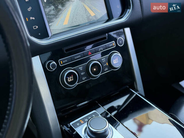 Черный Ленд Ровер Рендж Ровер, объемом двигателя 4.4 л и пробегом 193 тыс. км за 35900 $, фото 41 на Automoto.ua