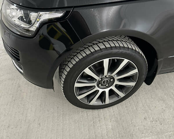 Черный Ленд Ровер Рендж Ровер, объемом двигателя 4.37 л и пробегом 41 тыс. км за 67000 $, фото 3 на Automoto.ua