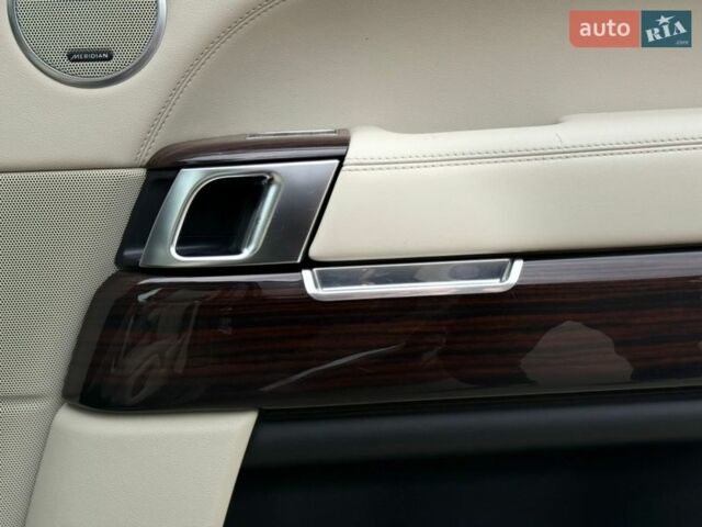 Черный Ленд Ровер Рендж Ровер, объемом двигателя 3 л и пробегом 179 тыс. км за 34900 $, фото 100 на Automoto.ua