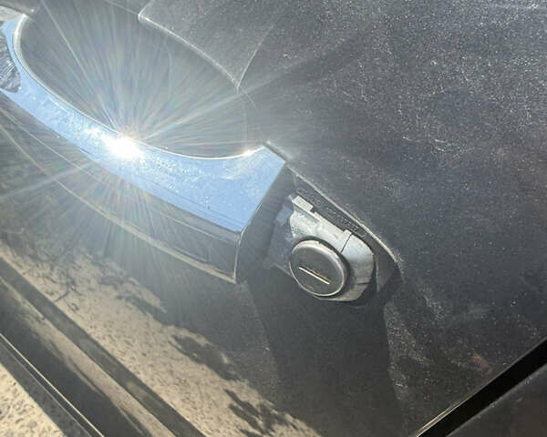 Чорний Ленд Ровер Рендж Ровер, об'ємом двигуна 3 л та пробігом 248 тис. км за 25900 $, фото 52 на Automoto.ua