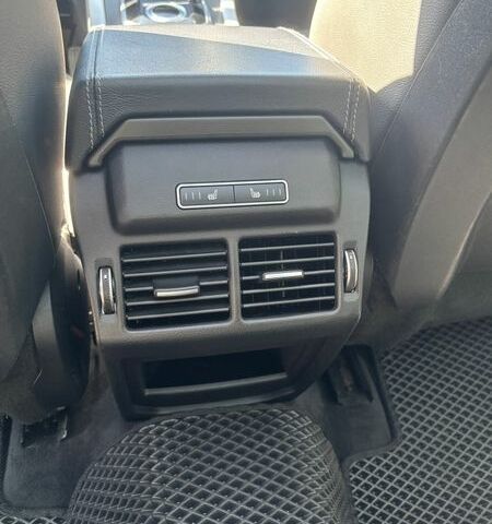 Чорний Ленд Ровер Рендж Ровер, об'ємом двигуна 2 л та пробігом 129 тис. км за 21500 $, фото 30 на Automoto.ua