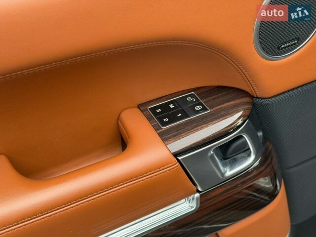 Черный Ленд Ровер Рендж Ровер, объемом двигателя 4.37 л и пробегом 112 тыс. км за 49999 $, фото 23 на Automoto.ua