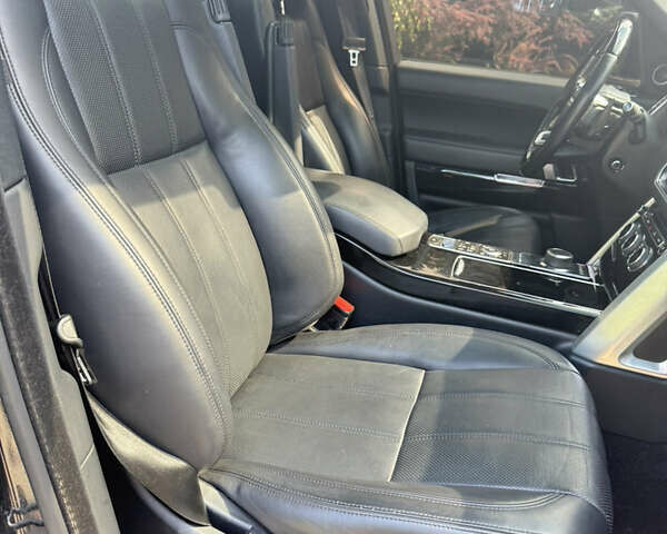 Чорний Ленд Ровер Рендж Ровер, об'ємом двигуна 3 л та пробігом 248 тис. км за 25900 $, фото 60 на Automoto.ua