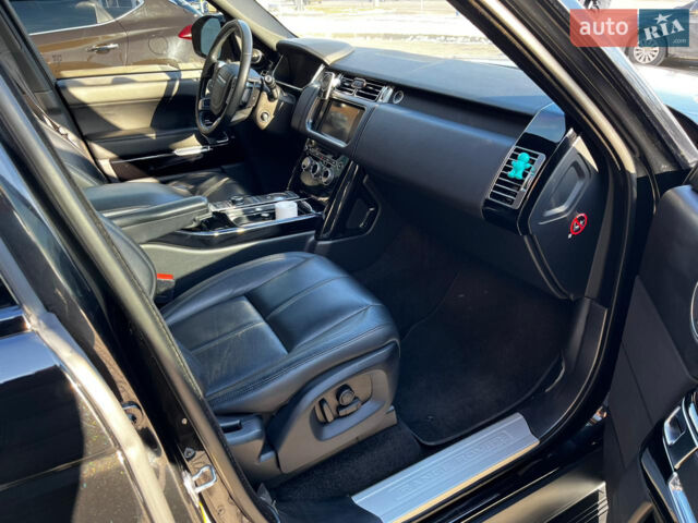 Черный Ленд Ровер Рендж Ровер, объемом двигателя 2.99 л и пробегом 299 тыс. км за 31500 $, фото 7 на Automoto.ua