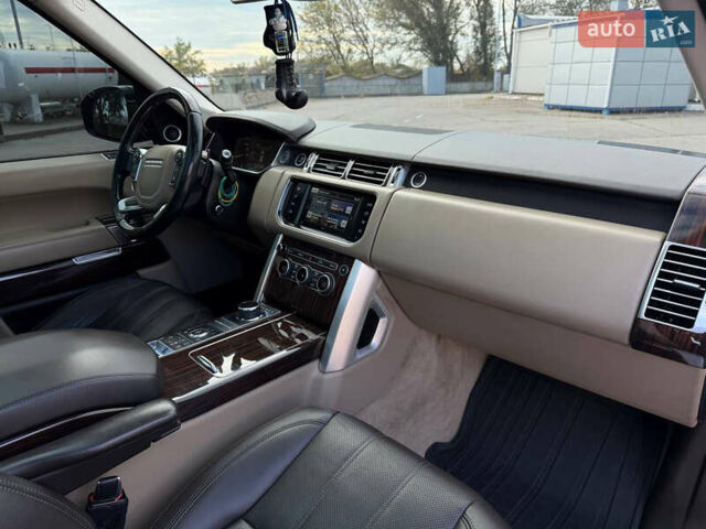 Чорний Ленд Ровер Рендж Ровер, об'ємом двигуна 3 л та пробігом 225 тис. км за 44000 $, фото 10 на Automoto.ua