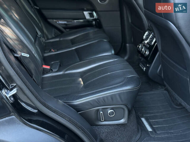 Черный Ленд Ровер Рендж Ровер, объемом двигателя 4.4 л и пробегом 193 тыс. км за 35900 $, фото 36 на Automoto.ua