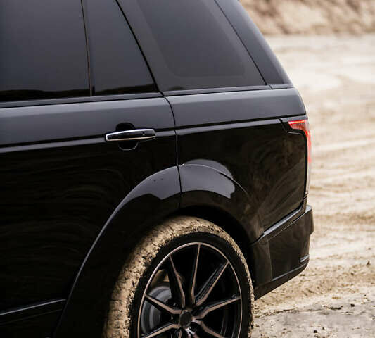 Черный Ленд Ровер Рендж Ровер, объемом двигателя 5 л и пробегом 129 тыс. км за 50000 $, фото 12 на Automoto.ua