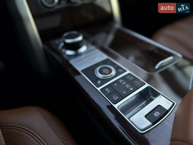 Черный Ленд Ровер Рендж Ровер, объемом двигателя 4.37 л и пробегом 199 тыс. км за 37500 $, фото 30 на Automoto.ua