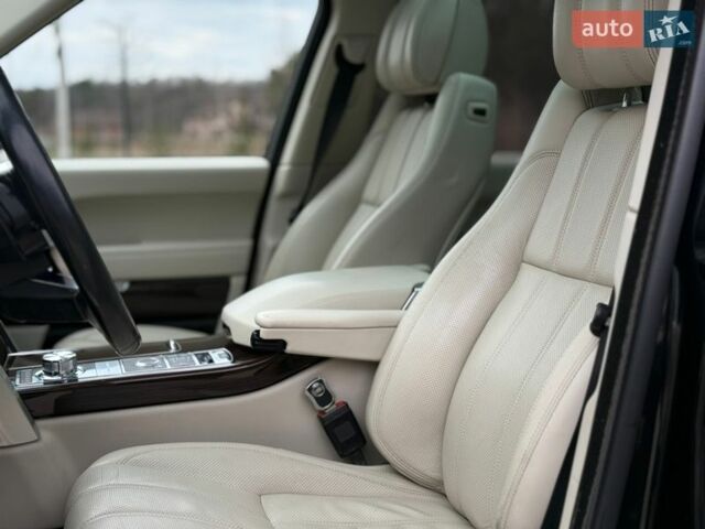 Черный Ленд Ровер Рендж Ровер, объемом двигателя 3 л и пробегом 179 тыс. км за 34900 $, фото 54 на Automoto.ua