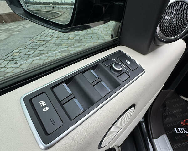 Чорний Ленд Ровер Рендж Ровер, об'ємом двигуна 2.99 л та пробігом 143 тис. км за 39999 $, фото 26 на Automoto.ua