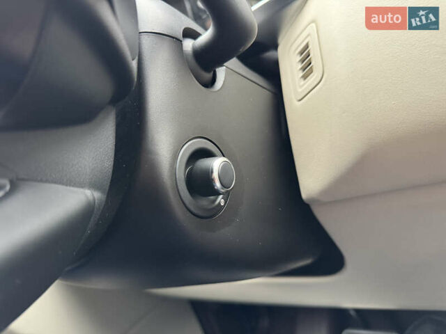 Черный Ленд Ровер Рендж Ровер, объемом двигателя 4.37 л и пробегом 188 тыс. км за 43000 $, фото 41 на Automoto.ua