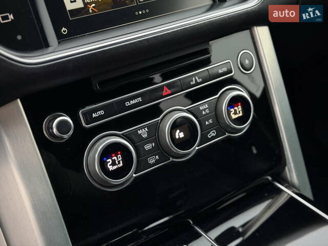 Черный Ленд Ровер Рендж Ровер, объемом двигателя 2.99 л и пробегом 240 тыс. км за 31800 $, фото 81 на Automoto.ua