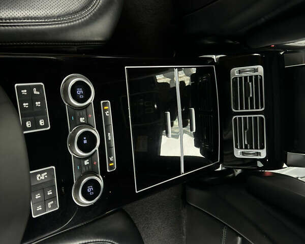 Черный Ленд Ровер Рендж Ровер, объемом двигателя 5 л и пробегом 134 тыс. км за 49999 $, фото 20 на Automoto.ua