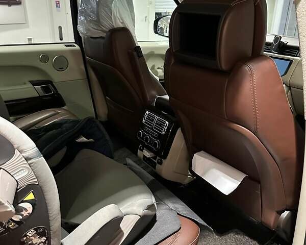 Чорний Ленд Ровер Рендж Ровер, об'ємом двигуна 4.37 л та пробігом 180 тис. км за 44000 $, фото 8 на Automoto.ua