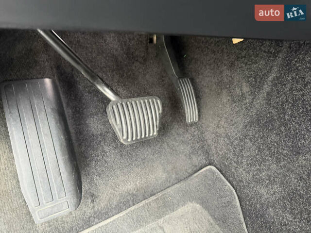 Черный Ленд Ровер Рендж Ровер, объемом двигателя 3 л и пробегом 210 тыс. км за 35800 $, фото 25 на Automoto.ua