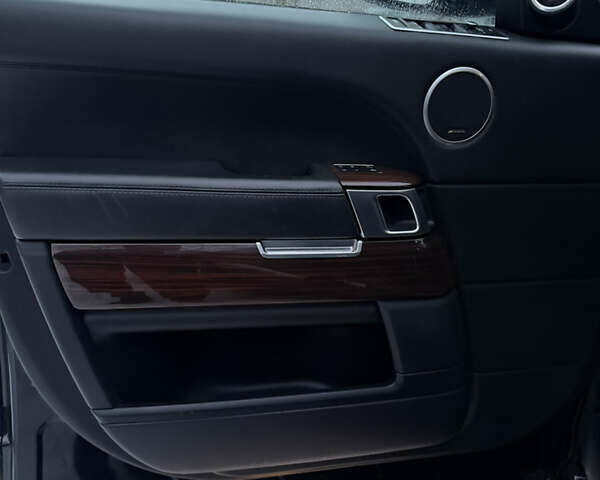 Чорний Ленд Ровер Рендж Ровер, об'ємом двигуна 2.99 л та пробігом 142 тис. км за 32000 $, фото 16 на Automoto.ua