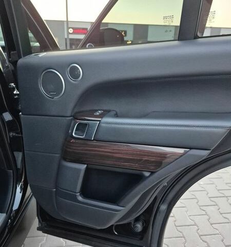 Чорний Ленд Ровер Рендж Ровер, об'ємом двигуна 3 л та пробігом 180 тис. км за 29999 $, фото 43 на Automoto.ua