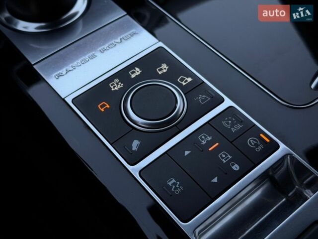 Черный Ленд Ровер Рендж Ровер, объемом двигателя 2.99 л и пробегом 240 тыс. км за 28500 $, фото 80 на Automoto.ua