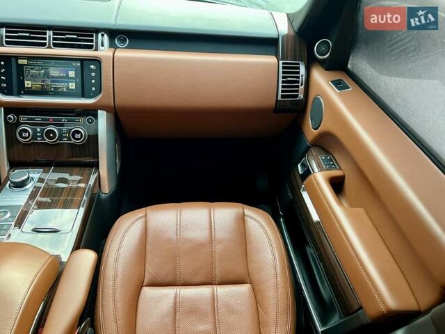 Чорний Ленд Ровер Рендж Ровер, об'ємом двигуна 4.37 л та пробігом 199 тис. км за 44900 $, фото 74 на Automoto.ua