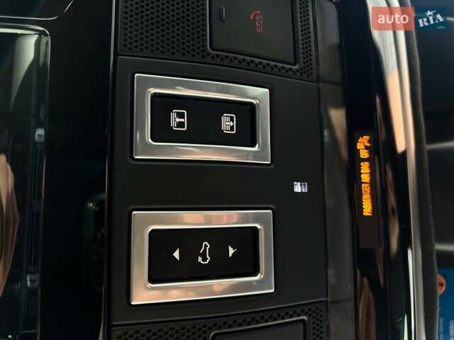 Чорний Ленд Ровер Рендж Ровер, об'ємом двигуна 2.99 л та пробігом 145 тис. км за 35500 $, фото 45 на Automoto.ua