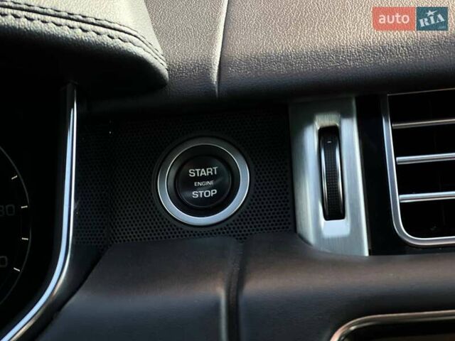 Черный Ленд Ровер Рендж Ровер, объемом двигателя 2.99 л и пробегом 145 тыс. км за 35500 $, фото 32 на Automoto.ua