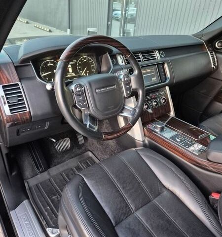 Чорний Ленд Ровер Рендж Ровер, об'ємом двигуна 3 л та пробігом 180 тис. км за 29999 $, фото 16 на Automoto.ua