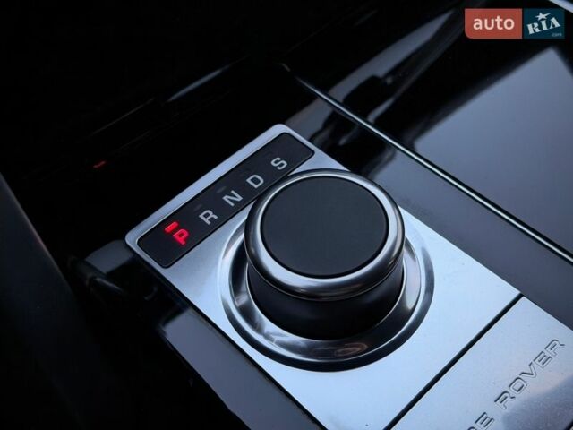 Черный Ленд Ровер Рендж Ровер, объемом двигателя 2.99 л и пробегом 240 тыс. км за 28500 $, фото 81 на Automoto.ua