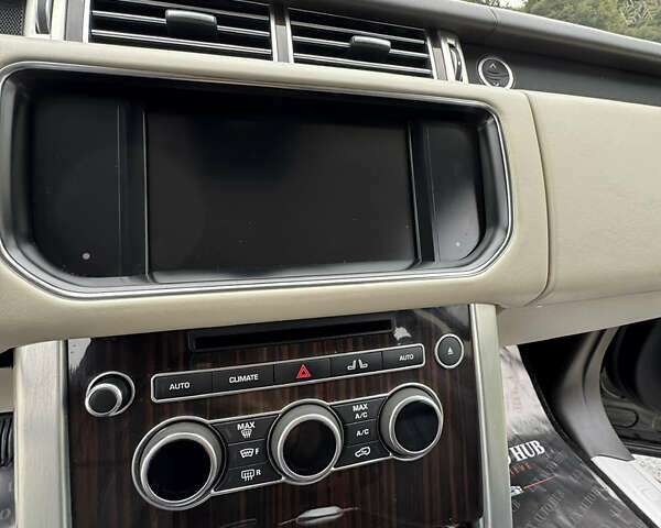 Чорний Ленд Ровер Рендж Ровер, об'ємом двигуна 2.99 л та пробігом 143 тис. км за 39999 $, фото 18 на Automoto.ua