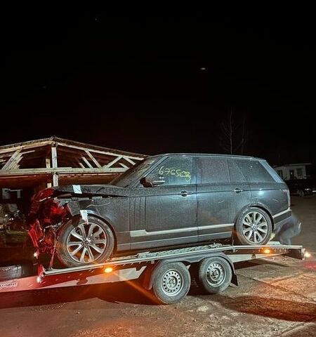 Чорний Ленд Ровер Рендж Ровер, об'ємом двигуна 3 л та пробігом 179 тис. км за 17500 $, фото 2 на Automoto.ua