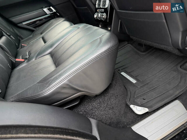 Черный Ленд Ровер Рендж Ровер, объемом двигателя 2.99 л и пробегом 240 тыс. км за 31800 $, фото 68 на Automoto.ua