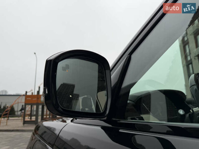 Чорний Ленд Ровер Рендж Ровер, об'ємом двигуна 3 л та пробігом 156 тис. км за 38900 $, фото 8 на Automoto.ua