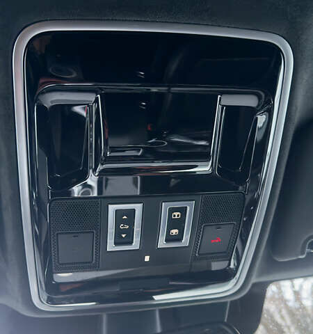 Черный Ленд Ровер Рендж Ровер, объемом двигателя 4.37 л и пробегом 220 тыс. км за 47000 $, фото 20 на Automoto.ua