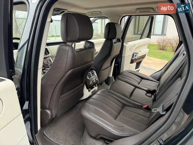 Чорний Ленд Ровер Рендж Ровер, об'ємом двигуна 3 л та пробігом 156 тис. км за 38900 $, фото 14 на Automoto.ua