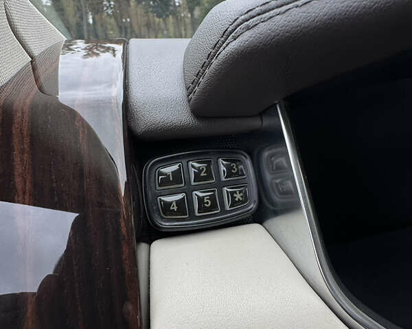 Чорний Ленд Ровер Рендж Ровер, об'ємом двигуна 2.99 л та пробігом 143 тис. км за 39999 $, фото 134 на Automoto.ua