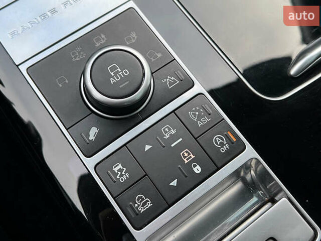 Черный Ленд Ровер Рендж Ровер, объемом двигателя 5 л и пробегом 167 тыс. км за 30650 $, фото 18 на Automoto.ua