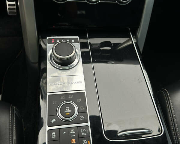 Черный Ленд Ровер Рендж Ровер, объемом двигателя 5 л и пробегом 134 тыс. км за 49999 $, фото 18 на Automoto.ua